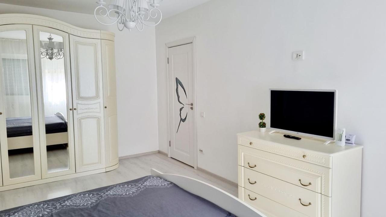 White Apartament, Braila Ngoại thất bức ảnh